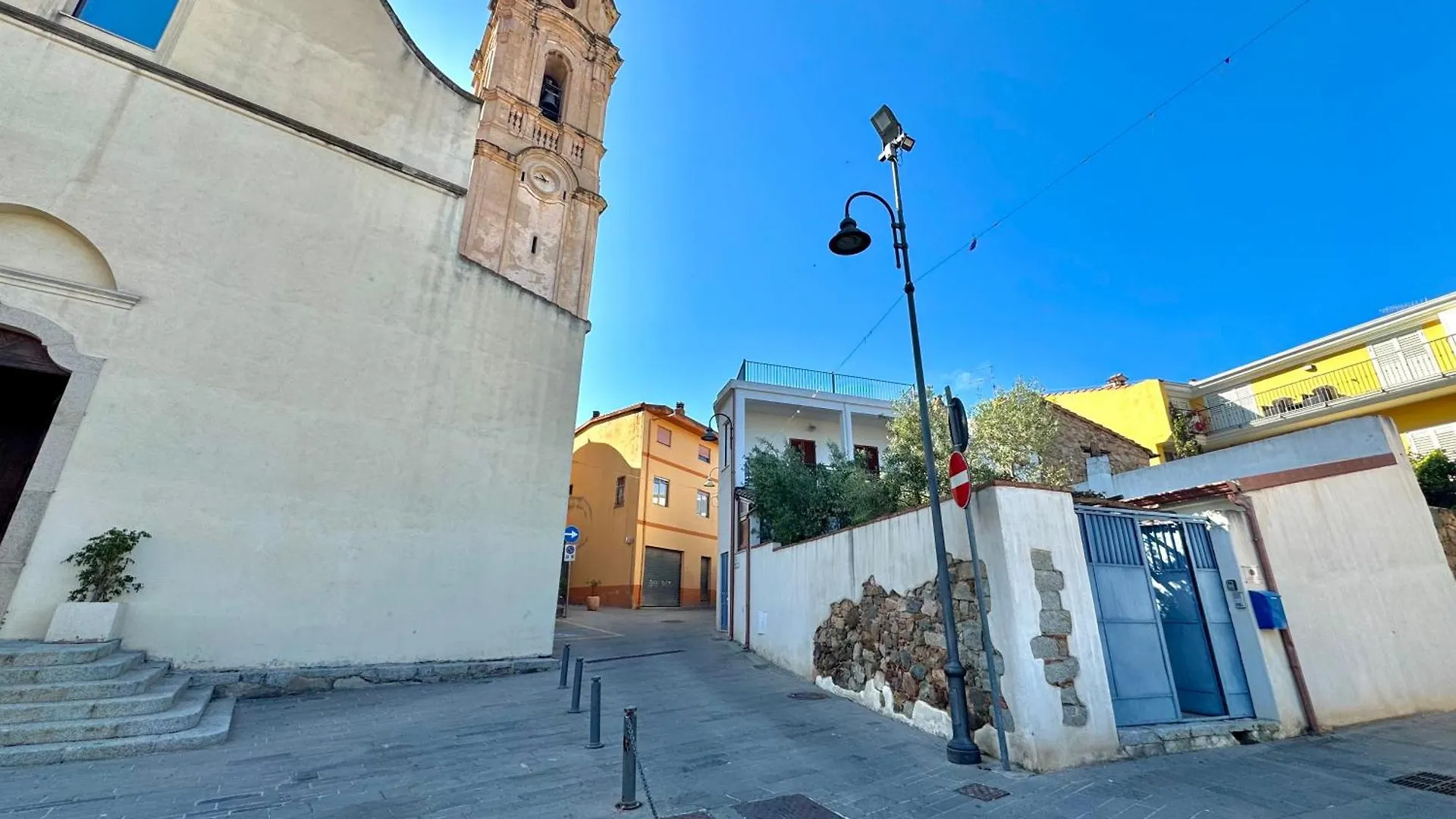 Casa Monte Grappa Bari Sardo 0*,  İtalya
