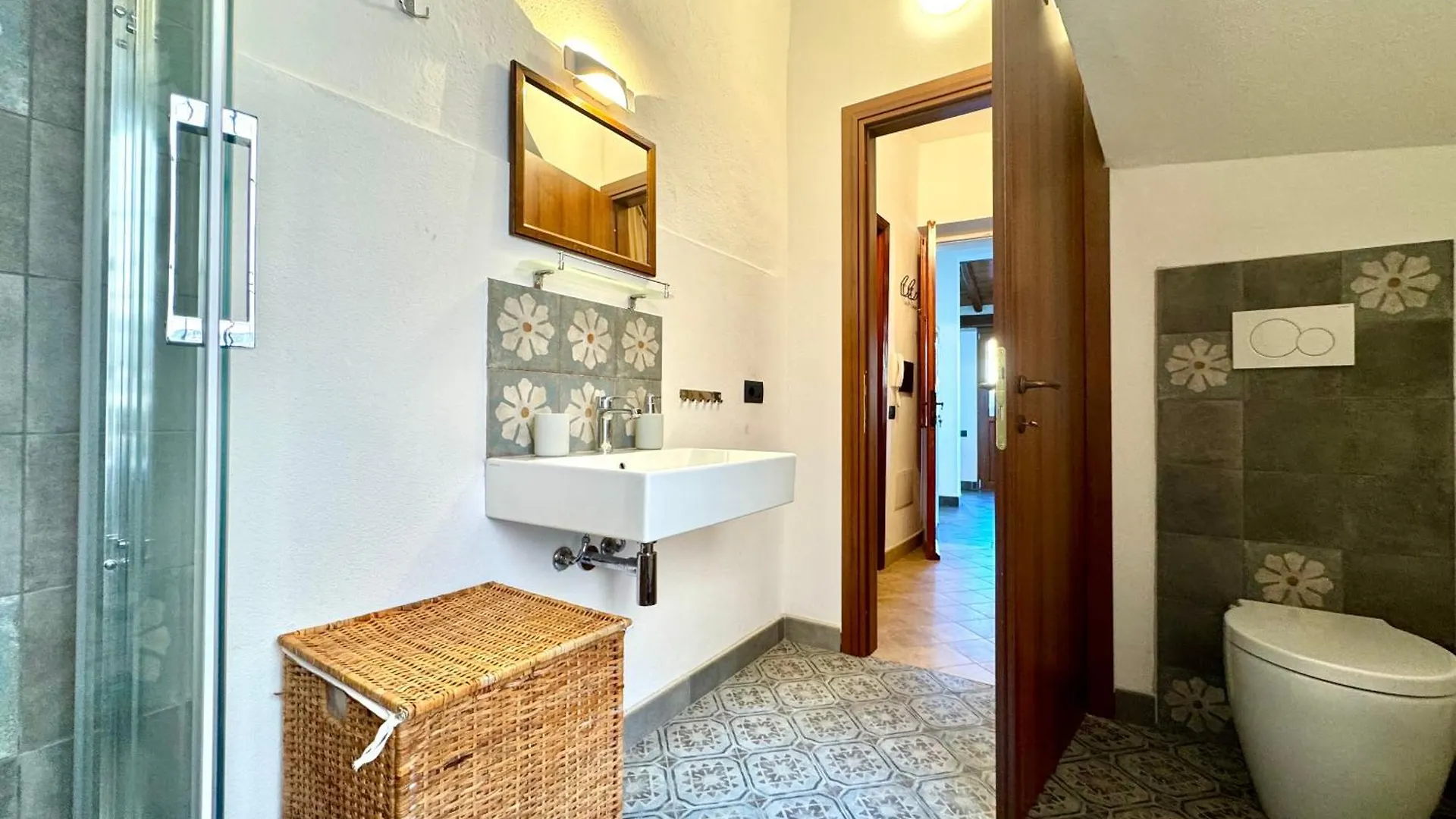 Casa Monte Grappa Bari Sardo 0*,  İtalya